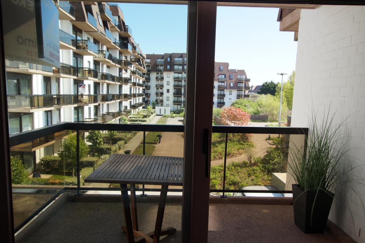 Residentie Koksijde Promenade Apartamento Exterior foto